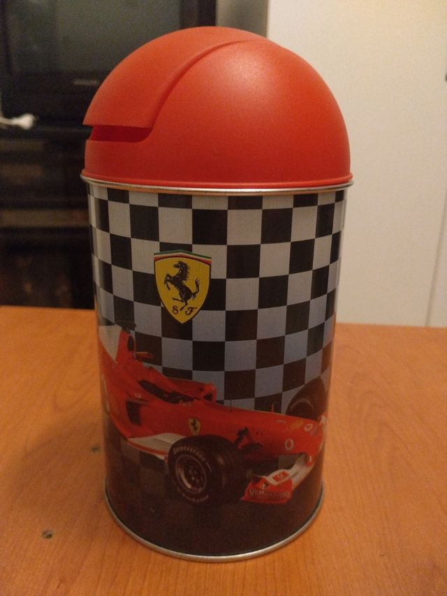 gettacarte da tavolo ferrari