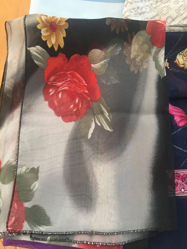 Set di 14 sciarpe da collo, alcune nuove