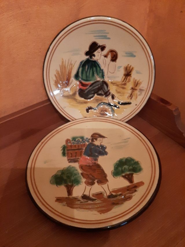 Platos antiguos (Puigdemont)