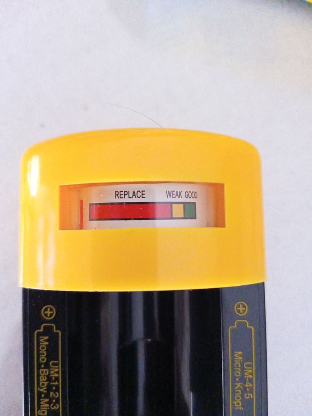 Comprobador de pilas