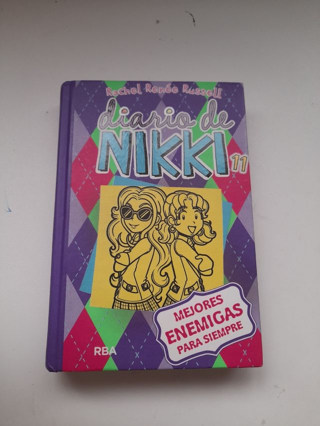Diario de Nikki(mejores enemigas para siempre)