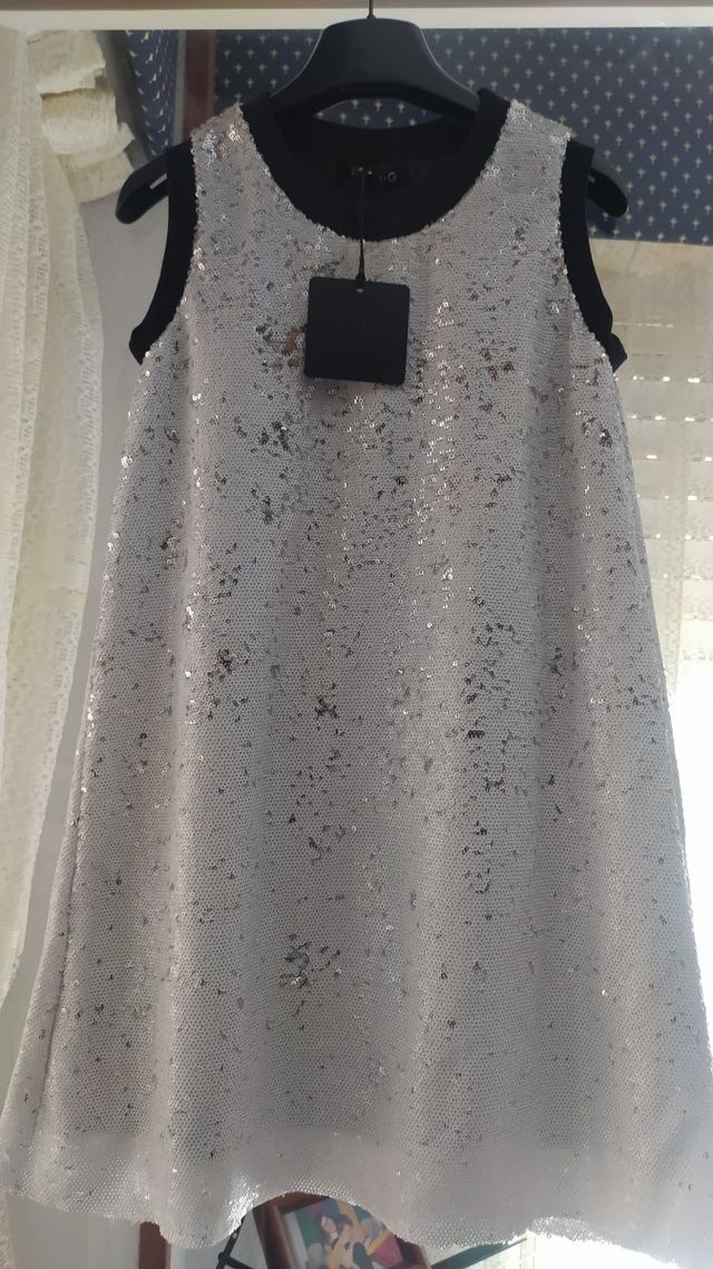 vestido niña lentejuelas nuevo 6 a 8 años. OCASIÓN