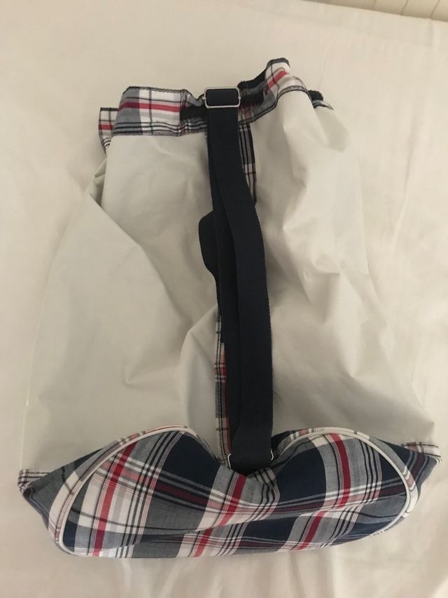 Bolsa Tommy Hilfiger nueva