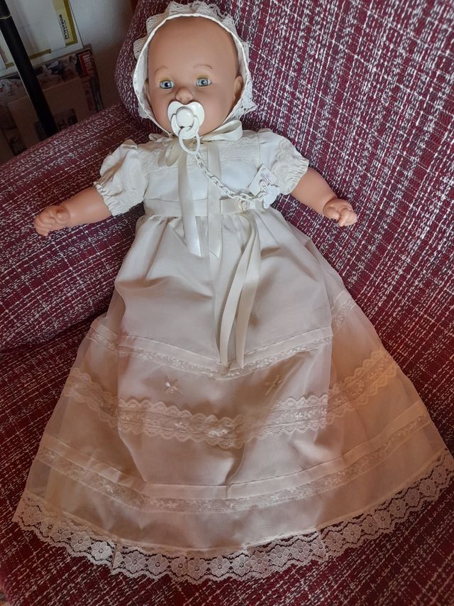 Muñeca de bautizo