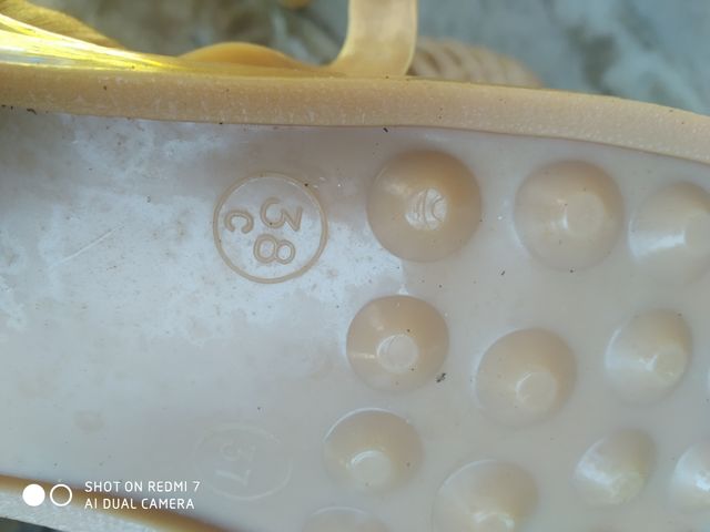 zapatos para el agua. número 38