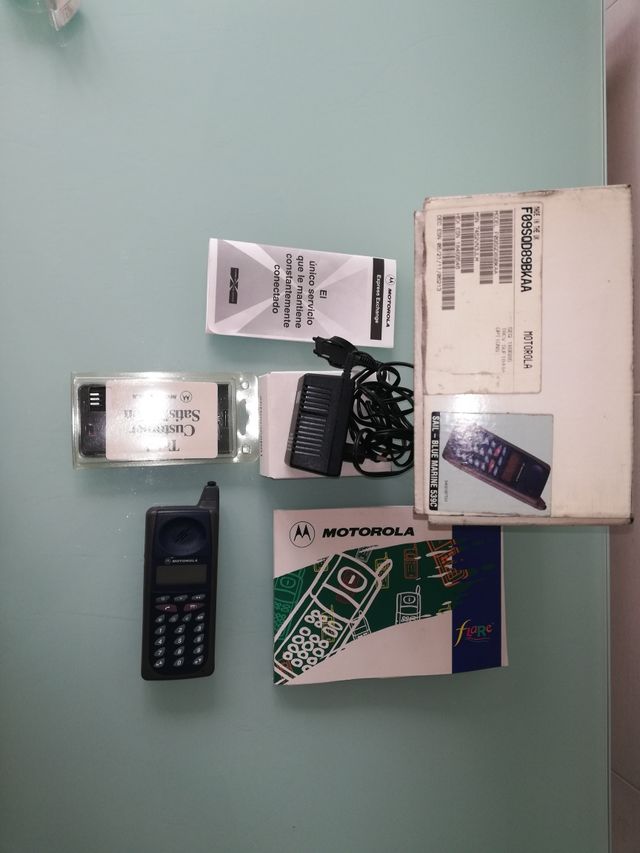 MOVIL MOTOROLA VINTAGE