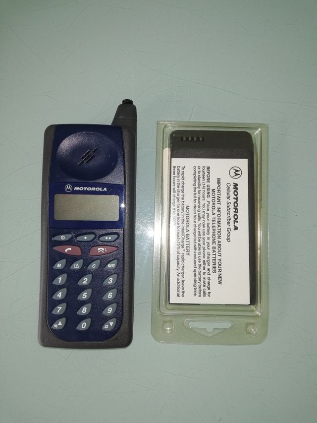 MOVIL MOTOROLA VINTAGE