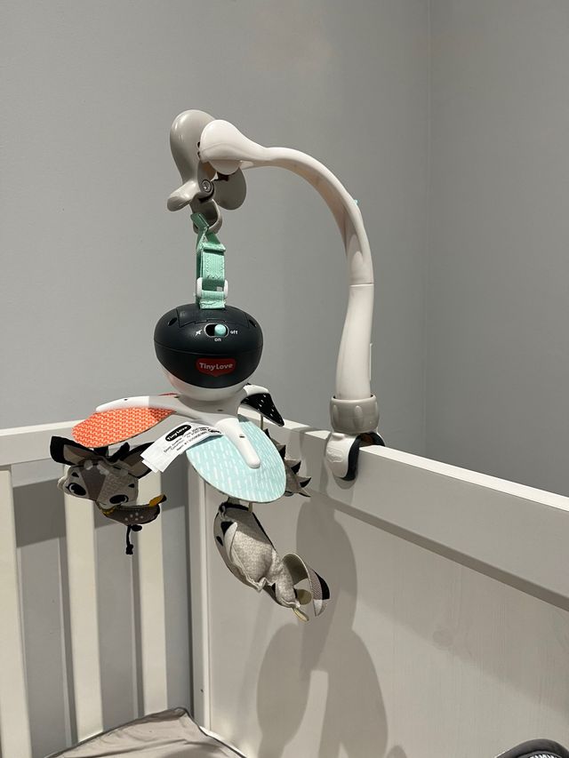 Móvil de cuna Tiny Love