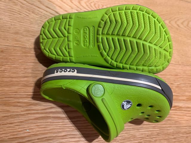 Crocs originales talla 23