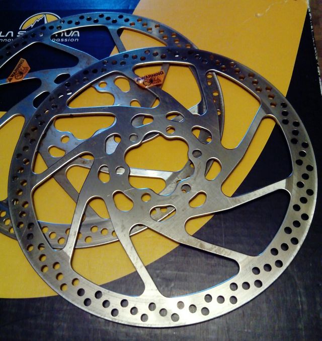 Pareja de discos Shimano XT vintage SM-RT75 170mm.