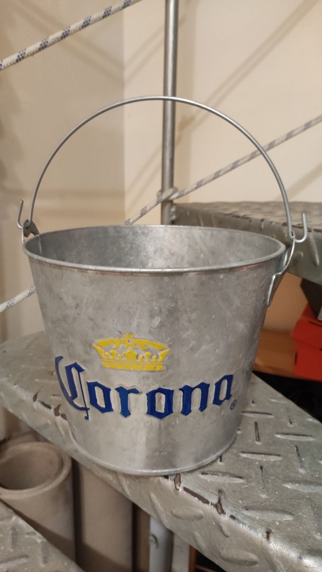 cubo metalico cerveza corona