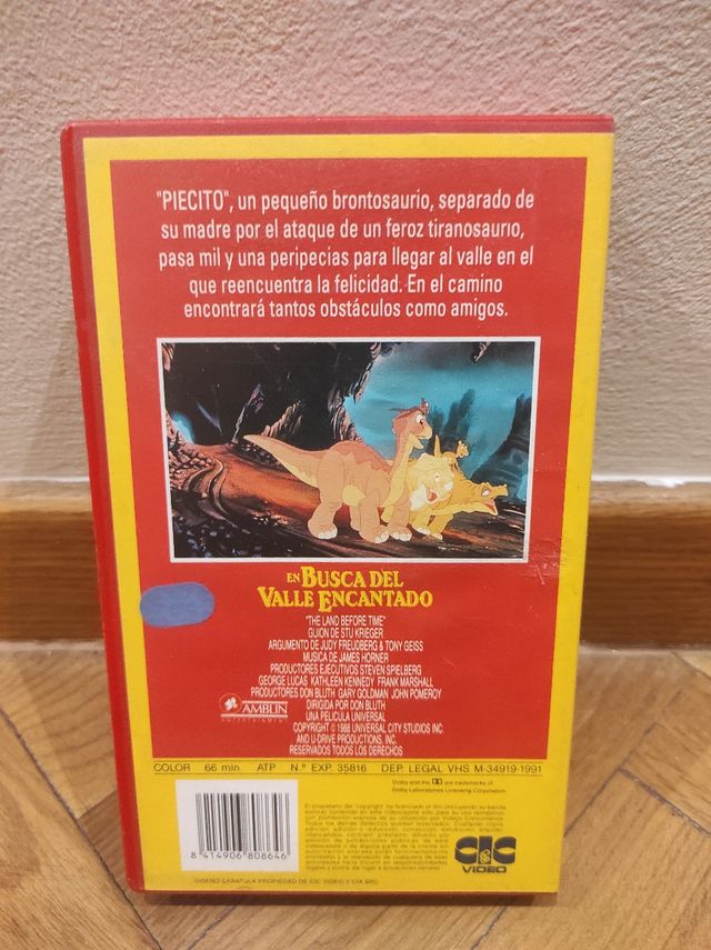 3 películas VHS M.I.B,JUMANJI, EN BUSCA DEL VALLE