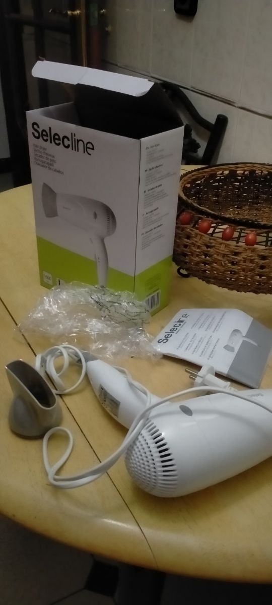 secador de pelo sin estrenar