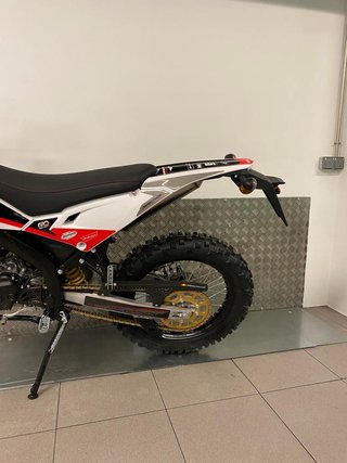 Rieju mrt 125 pro