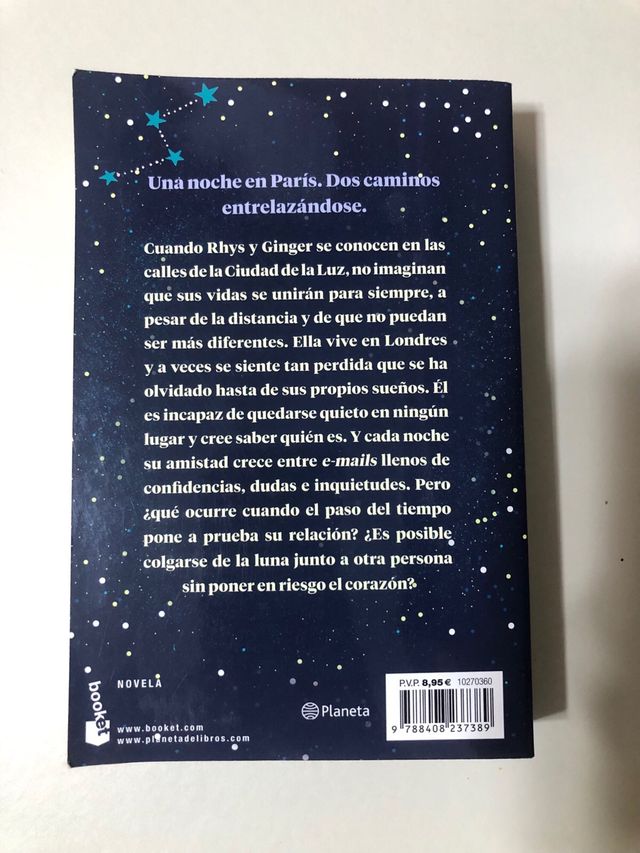 Libro :Nosotros en la luna