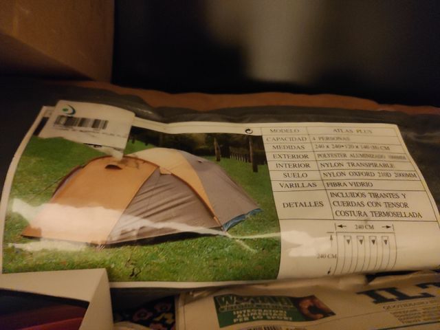 Tienda acampada 4 plazas.