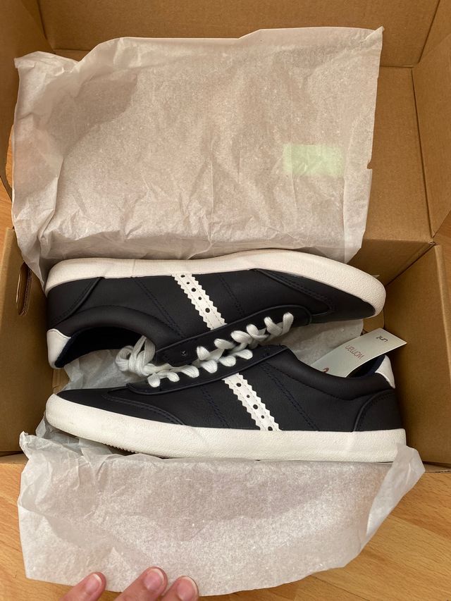 Zapatillas A ESTRENAR