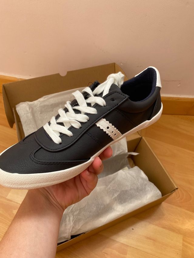 Zapatillas A ESTRENAR
