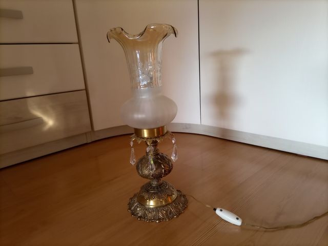 Conjunto de lampara de mesilla y de techo