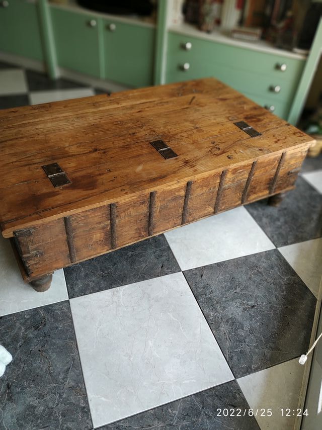 MESA DE CENTRO INDIA PINTADA A MANO