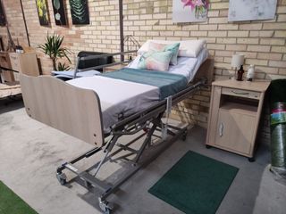 Cama articula Winncare eléctrica completa