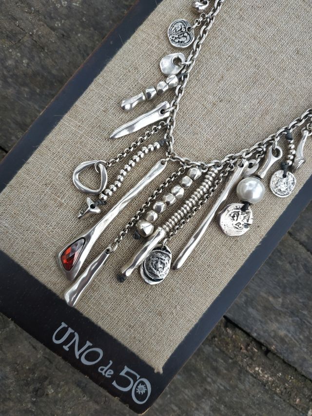 Collar Uno de 50