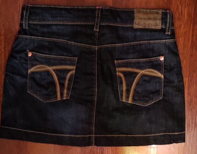 Falda vaquera de niña
