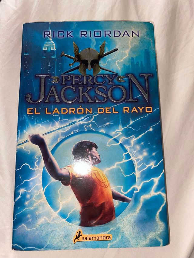 Libro Percy Jackson "El ladron del rayo"