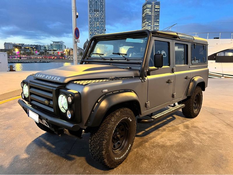Land Rover Defender 2008, foto 1