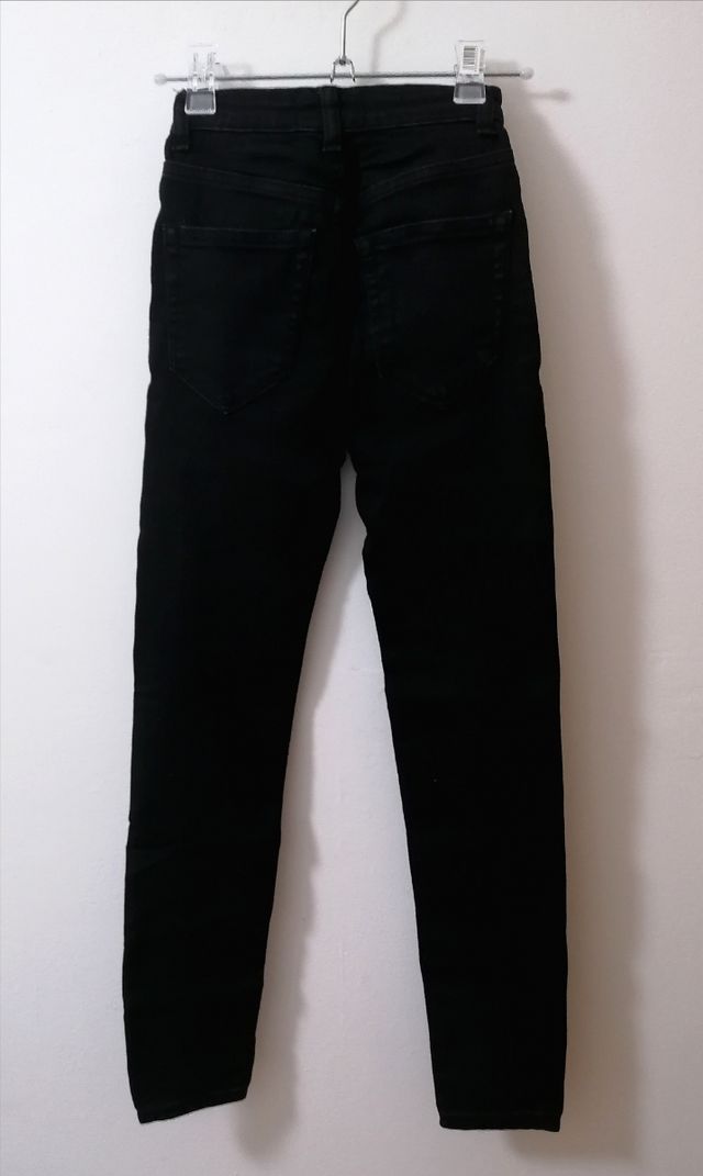 Jeans negros Pull&Bear