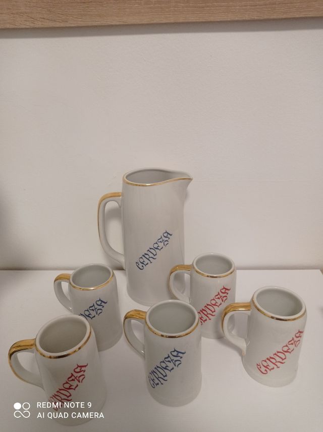 Conjunto jarras perro antigüedad