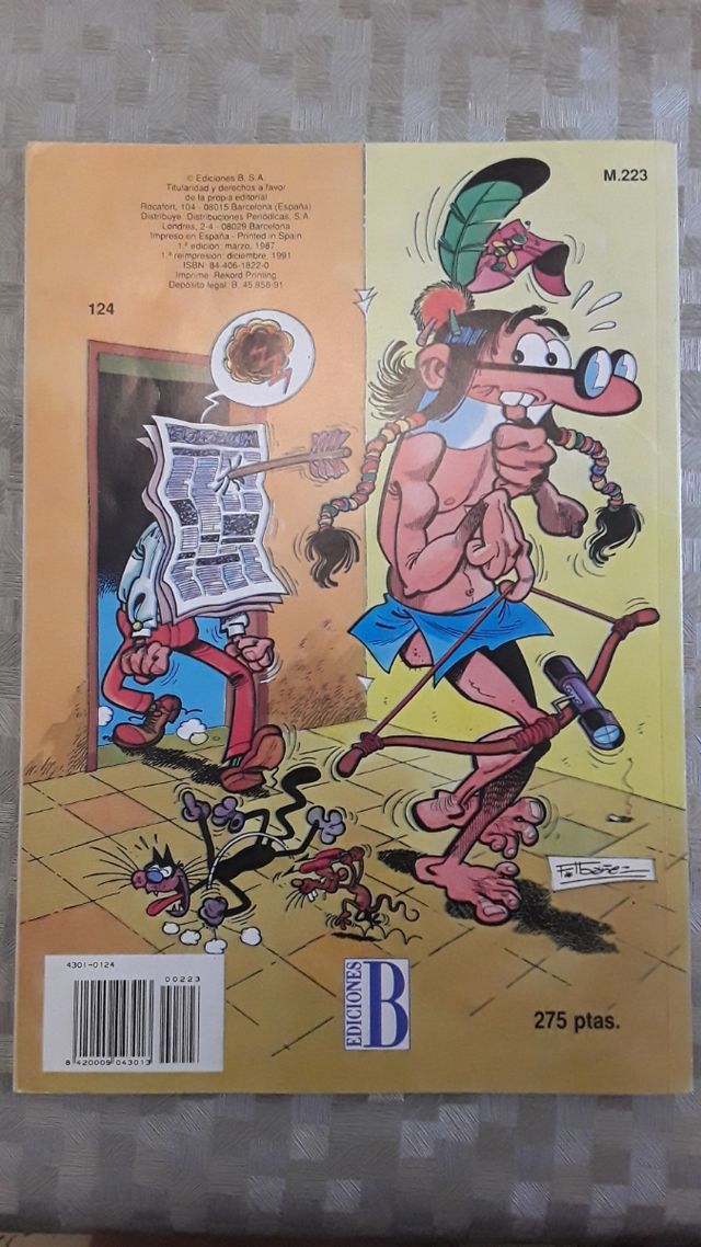 Comics Mortadelo y Filemon + Botones Sacarino