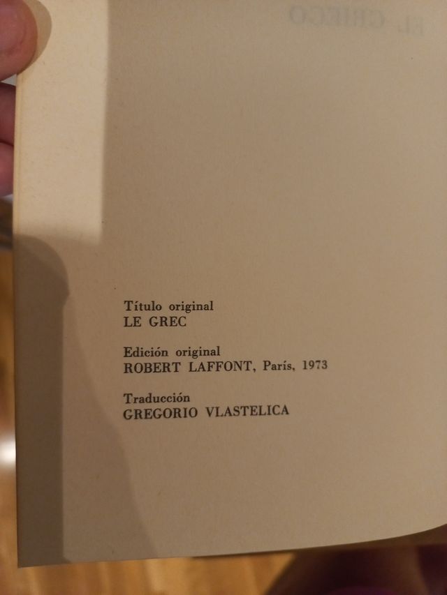 2 libros: El griego y El mundo del delito