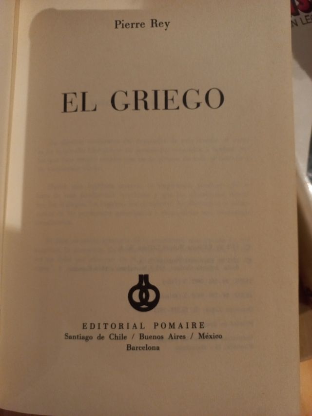 2 libros: El griego y El mundo del delito