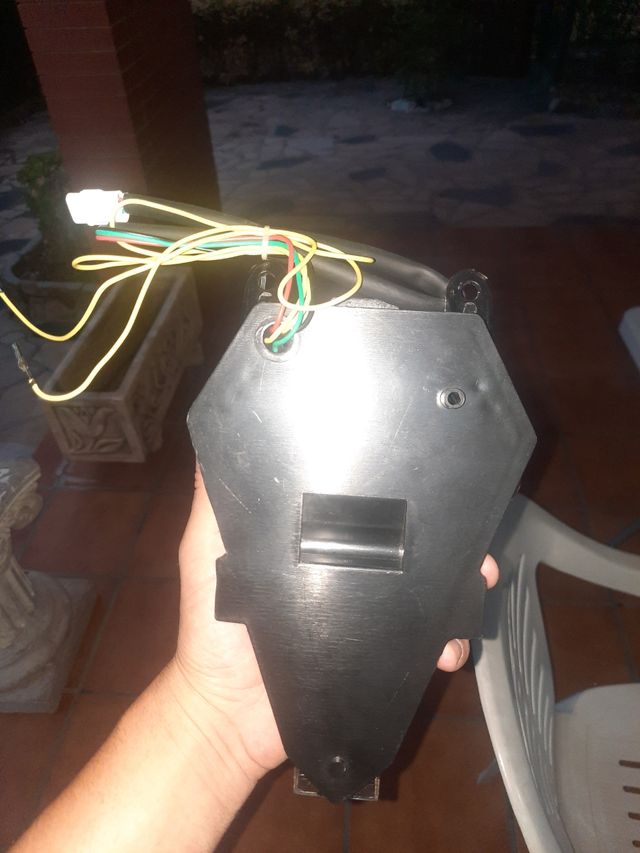 vendo luz de freno de led ahumado de Yamaha R6