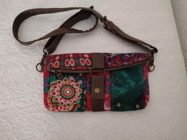 Bolso pequeño de Desigual