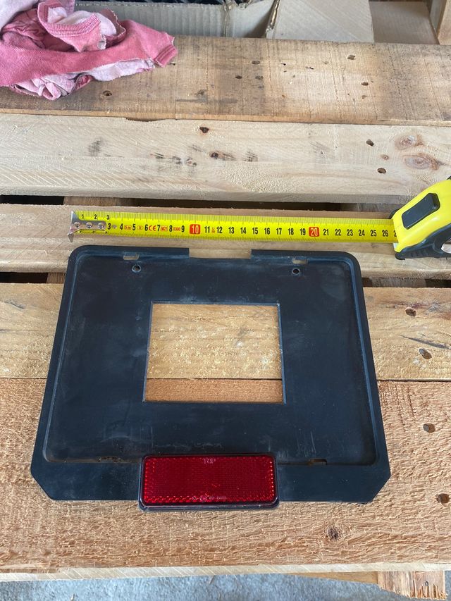 Porta matriculas universal