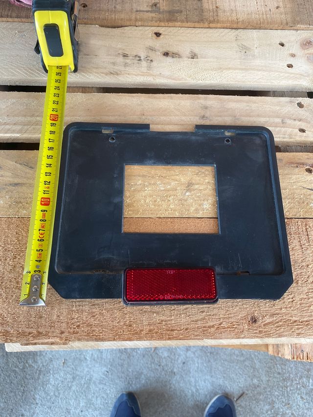 Porta matriculas universal