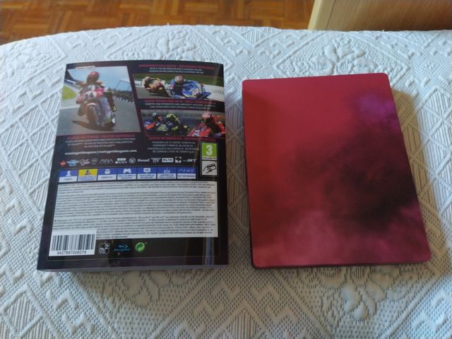 Estuche metalico MotoGP 19 Deluxe Edition PS4