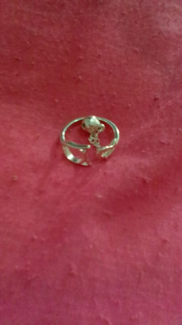 Cadena y anillo forma gato