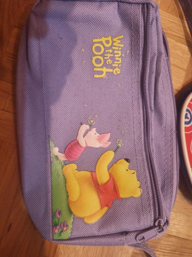 bolso Winnie the pooh con regalo