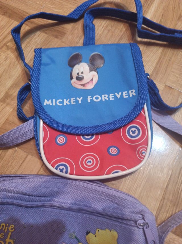 bolso Winnie the pooh con regalo