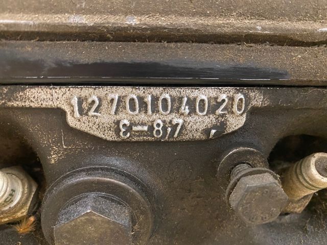 Mercedes 6 cilindros años 60 W111 220 SE