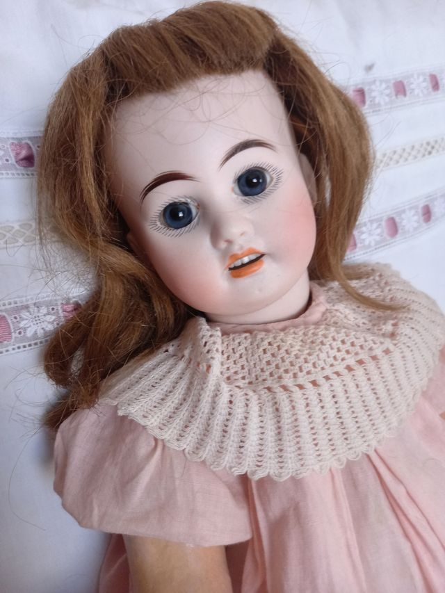 Muñeca antigua francesa