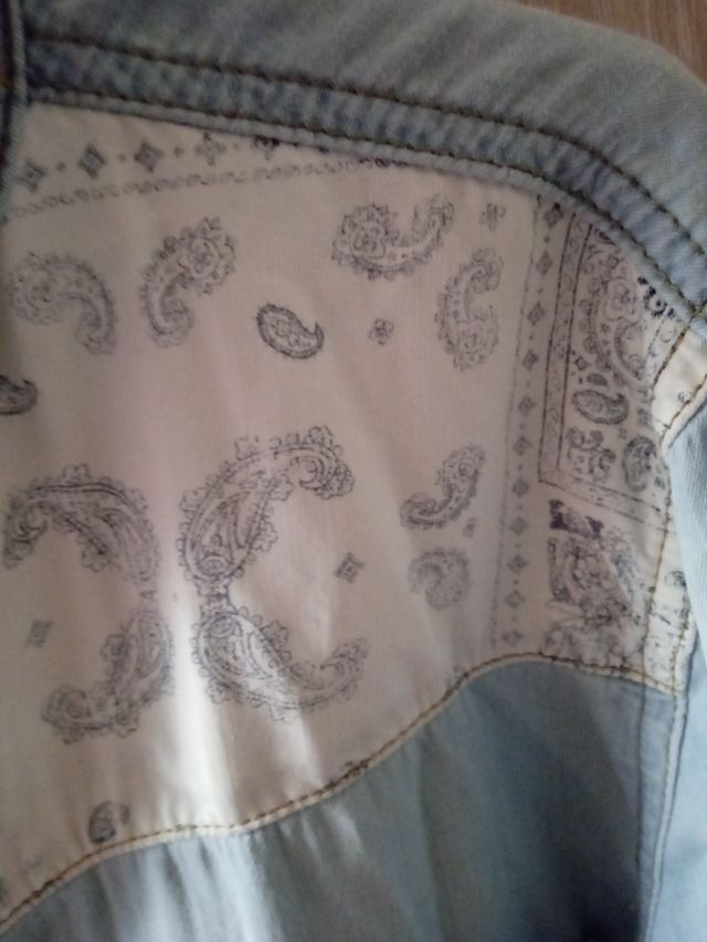 camisa vaquera pull and bear M