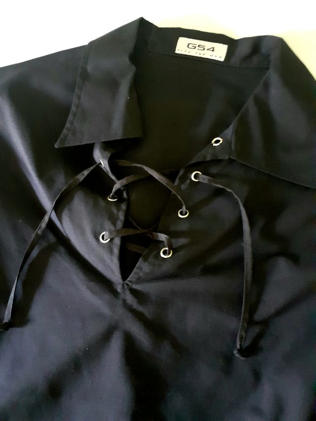 Camisa negra de hombre