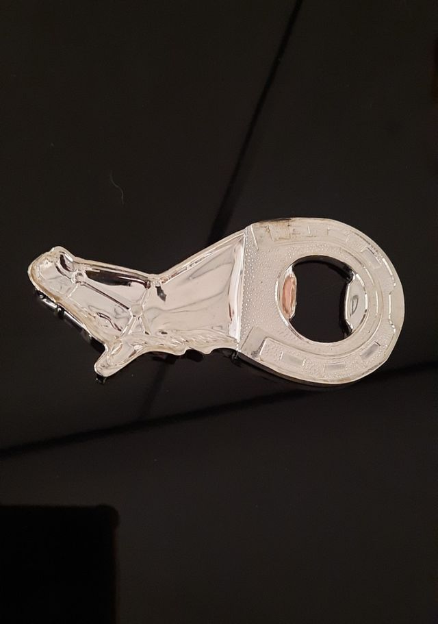 Abridor con cabeza de caballo