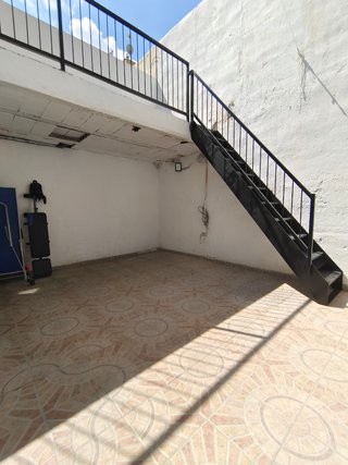 escalera metálica