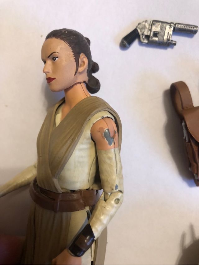 Starwars figura articuladq Rey black series loose.