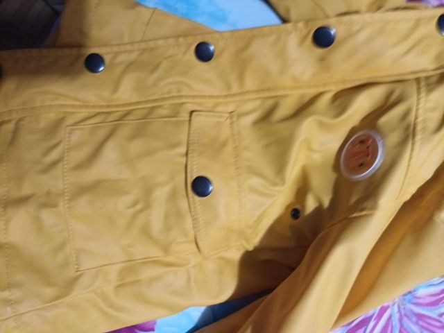 chubasquero 2 años ,3 años